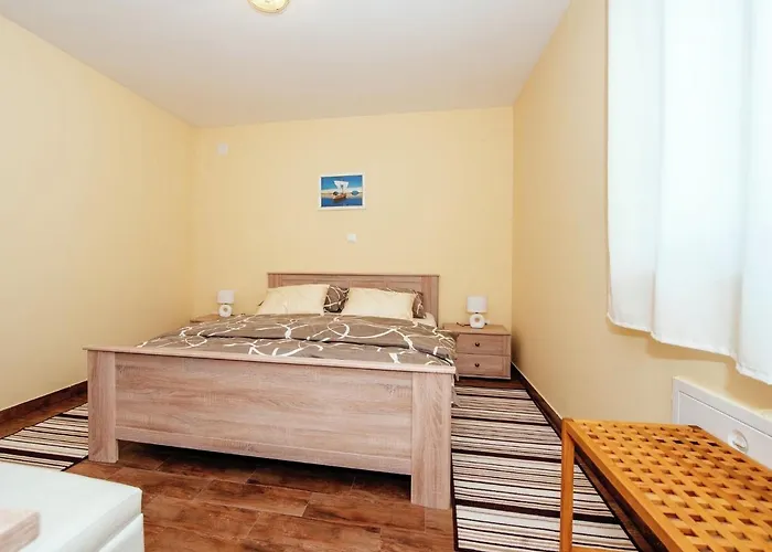 Vacation Between The Waters Пакоштане