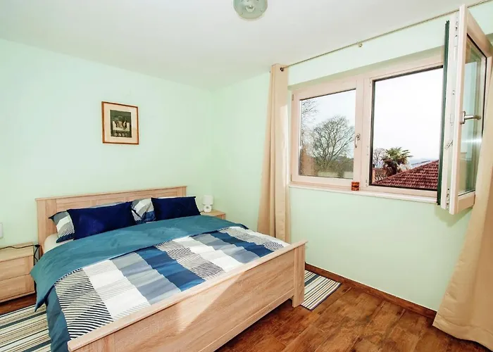 Дом отдыха Vacation Between The Waters