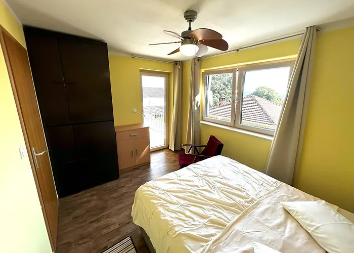 Vacation Between The Waters Дом отдыха Пакоштане